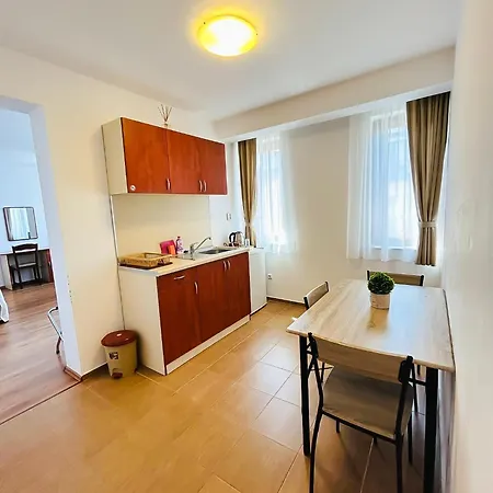 Family Helios Guest house *