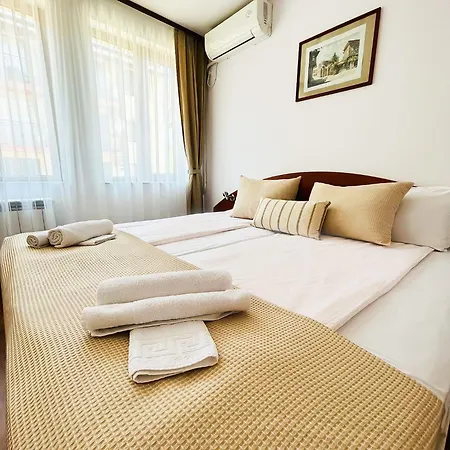 招待所 Family Helios 阳光海滩