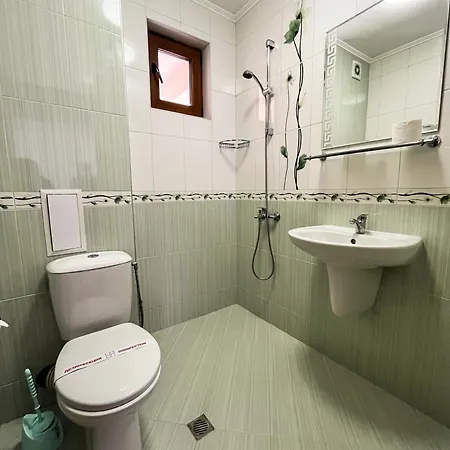 Family Helios Guest house *