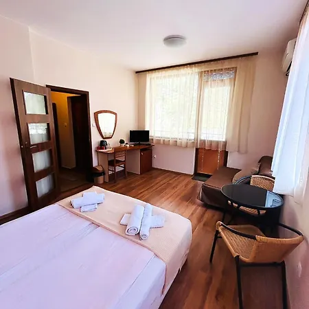 Family Helios Slantschew brjag