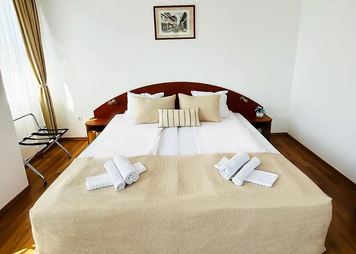 Family Helios 3* Slantchev Briag